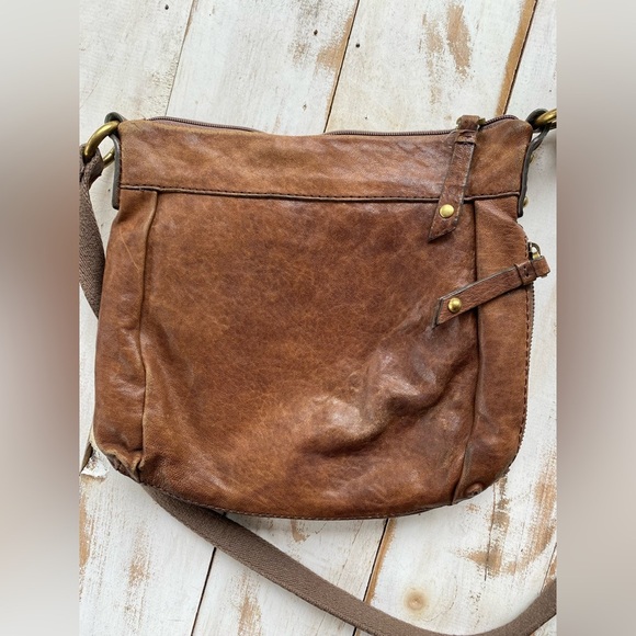 FOSSIL crossbody purse brown distressed leather Vintage boho bag collectible EUC - Picture 8 of 16